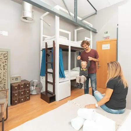 호스텔 Destination