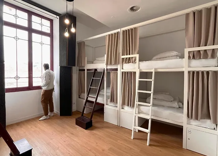 Ostello Destination *