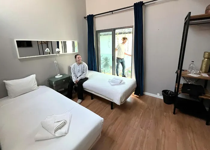 Ostello Destination *