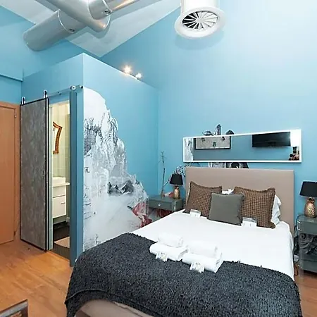 Destination Hostel