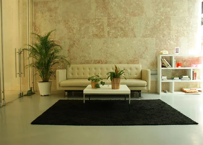 ホステル Destination *